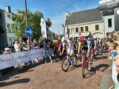 wedden op super 8 classic|LiveStats for SUPER 8 Classic 2023 One day race.